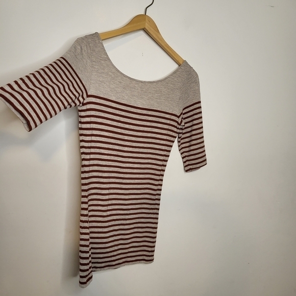 Club Monaco Striped Top Size Small - Picture 2 of 8